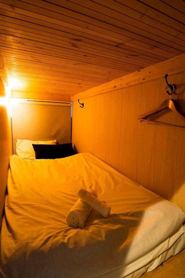 R Hostel Namba South Осака Екстер'єр фото